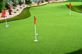 Synthetic Turf Putting Green